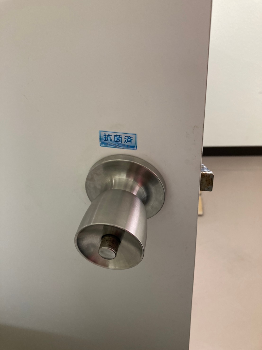 感染症対策_抗菌ガラスコート_沖縄県内施工実績NO1ブルーフィールド
